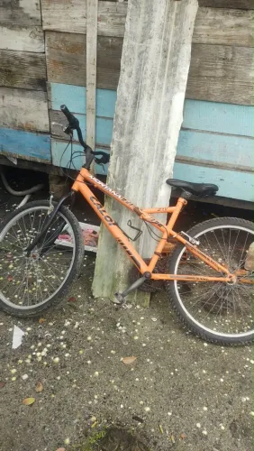 Bicicleta Caloi Mountain Bike Aro 26 - R$ 500