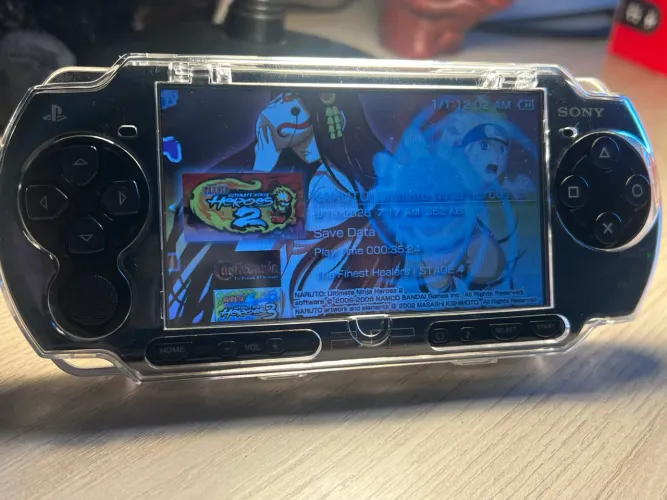 PSP 2000 Desbloqueado + Jogos no SD + Carregador (Leia a descrição)