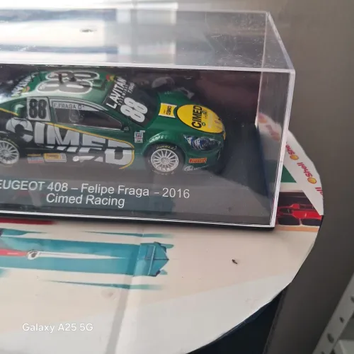 Miniatura detalhada Stock Car Escala 1:43