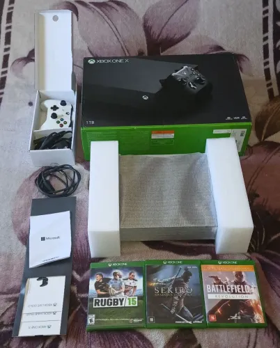 Xbox One X