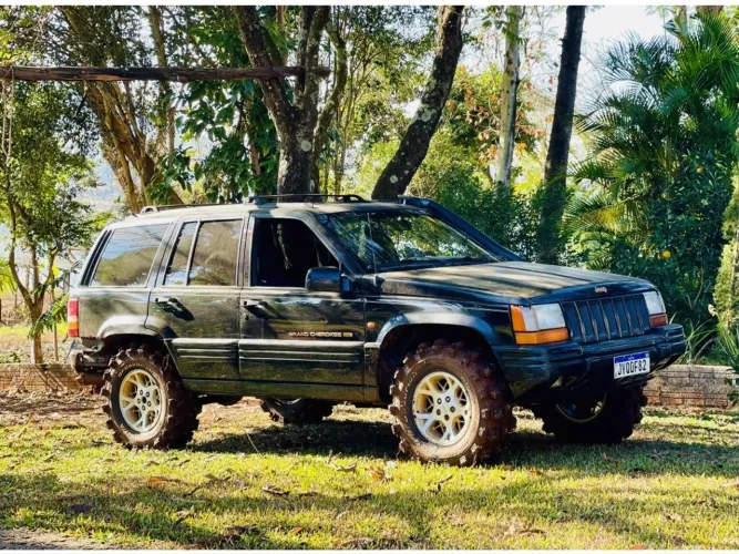 Jeep Grand Cherokee Limited 5.2 Aut. 1997
