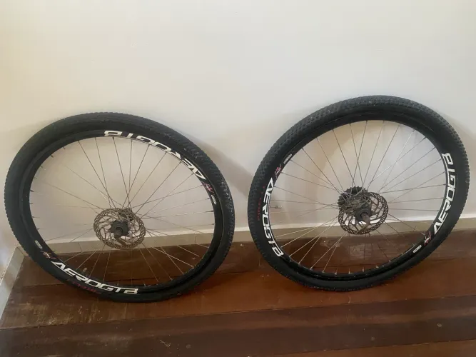 Caloi Two Niner aro 29