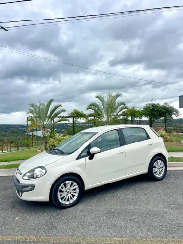 Fiat Punto Essence Dualogic 1.6 Flex 16V 5P 2017