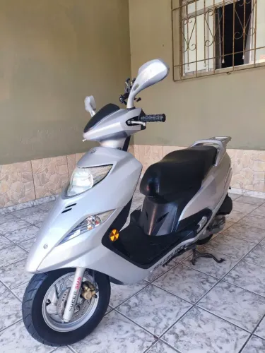 Suzuki Burgman 125i