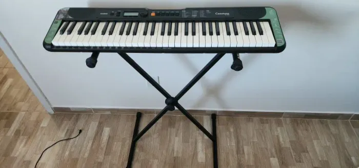 Teclado Casio Sem Uso 