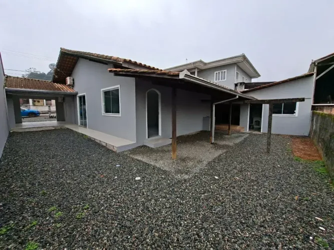 CASA PARA LOCAÇÃO NO BAIRRO ITAUM