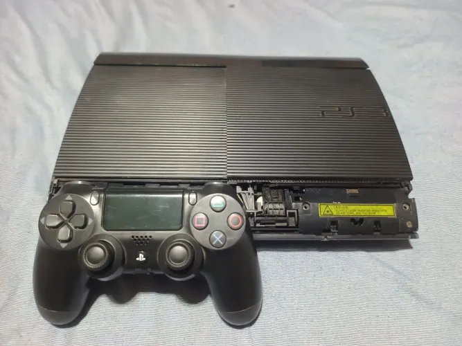 Vendo ps3 super slim