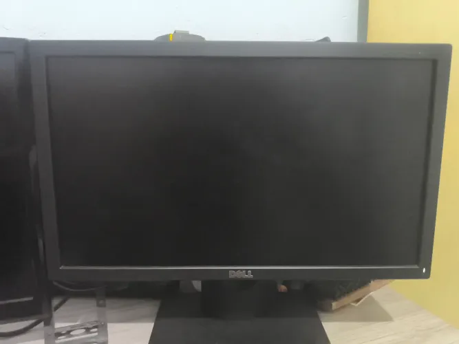 Monitor Dell 18 polegadas 