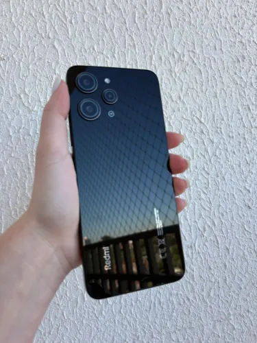 Xiaomi Redmi 12 - 128 GB | Excelente estado