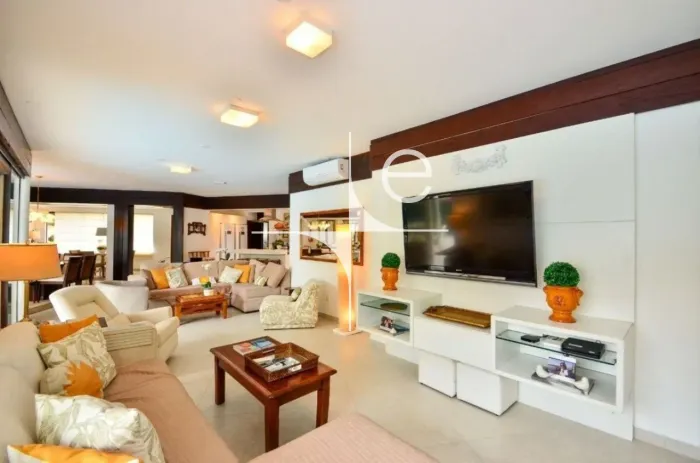Casa 7 quartos em Jurerê Internacional