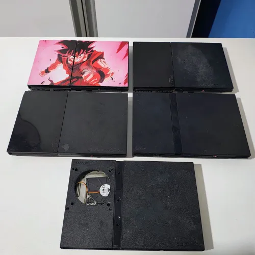 Lote com 5 Playstation 2 PS2 Slim - para manutenção!