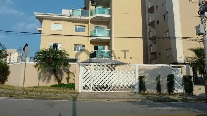 Apartamento para Locação no Parque Campolim, Sorocaba-SP: 2 Quartos, 1 Suíte, 2 Salas, 2 B