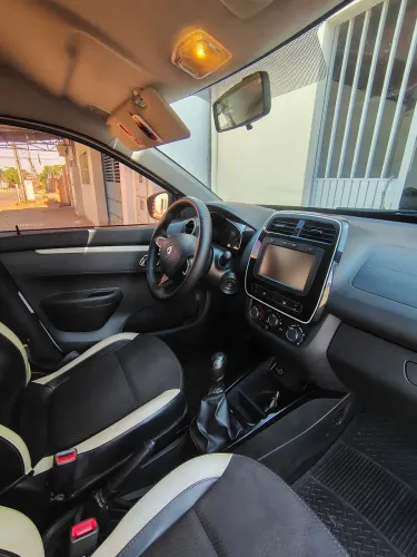 Renault Kwid Intense 1.0 Flex 12V 5P Mec. 2020