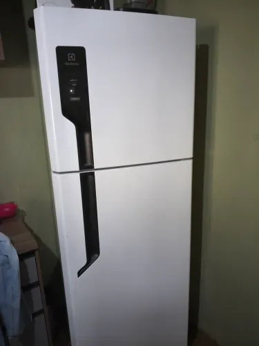Geladeira froos free um mês de uso