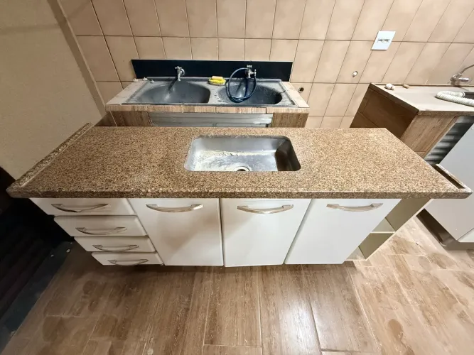 Pia bancada cozinha com cuba