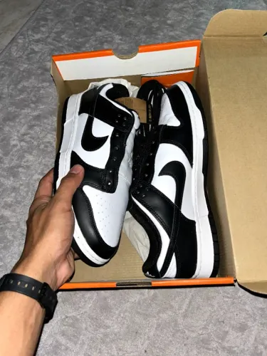 Nike dunk low panda