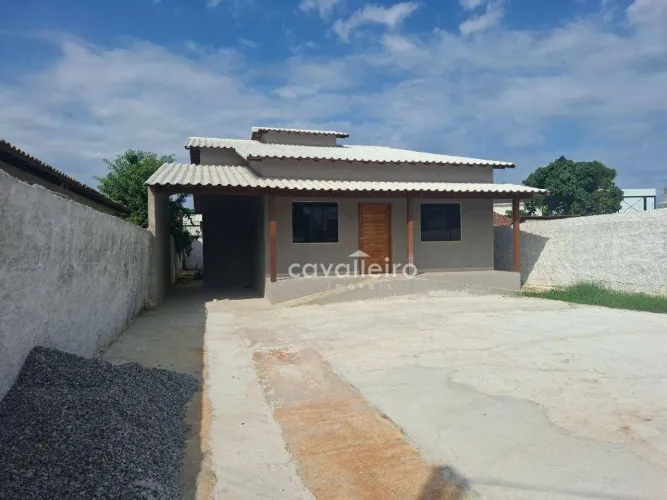 Casa Comercial com 6 dormitórios para alugar, 192 m² por R$ 12.000/mês - Centro - Maricá/R