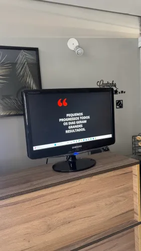 Monitor Samsung 18,5 Polegadas Touch Screen - Entregamos