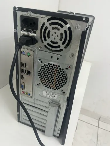 CPU Positivo Antiga para Retirada de Peças ou Conserto - No Estado