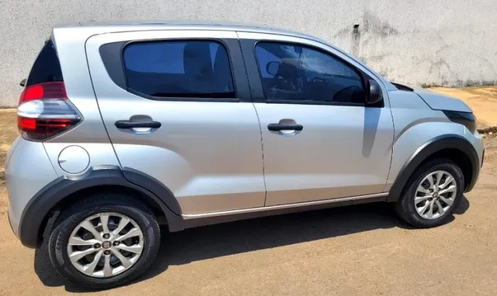 Fiat Mobi Like 1.0 Fire Flex 5P. 2021