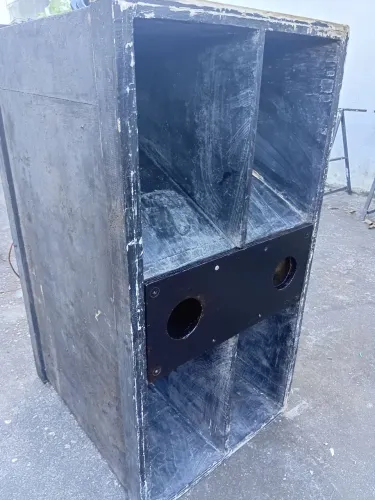 Caixa de som W Worn A Lendária 500r$