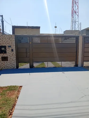 casa bem localizada com 3 quartos próximo ao Assai da Fábio Zaran
