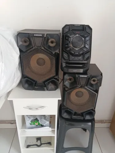 Vendo caixa de som com duas caixa