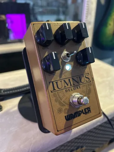 Pedal Wampler TUMNUS DELUXE 100%, Klon com EQ completa.