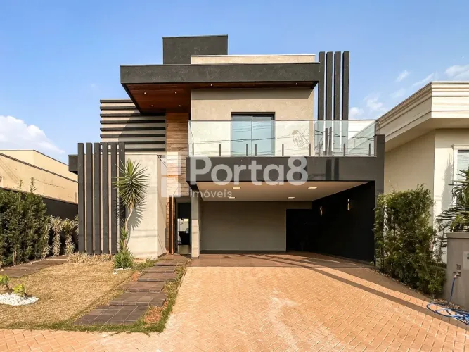 Condomínio 3 Suítes 237m² Quinta do Lago com Área Gourmet e Piscina