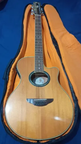 Violão Yamaha 12 cordas apx! retirada em mãos .