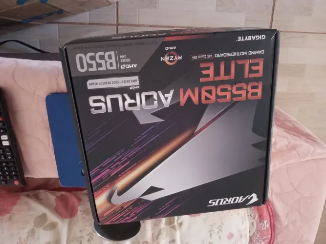 Kit am4 ryzen 7 5700x placa mãe B550 aorus elite 