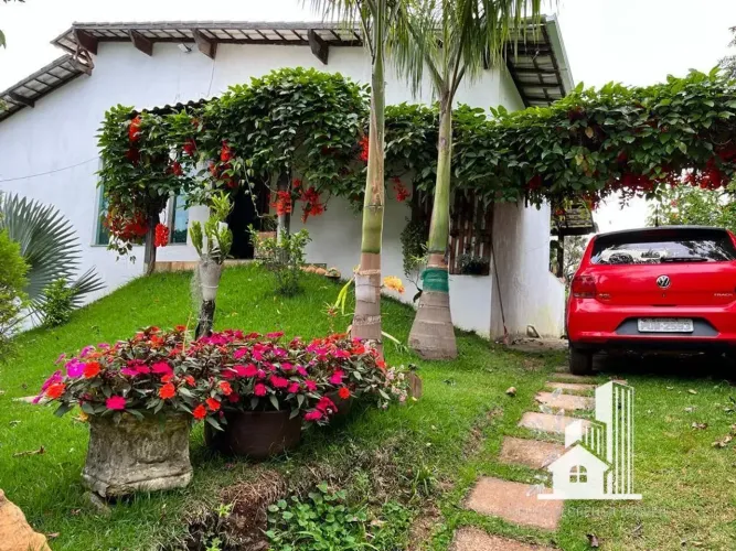 Casa com 4 quartos- Recanto da Aldeia-Brumadinho MG