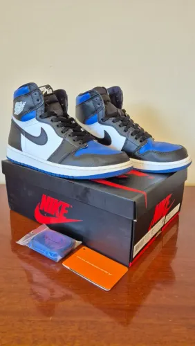 Nike Air Jordan 1 High White Royal Toe 40 Usado