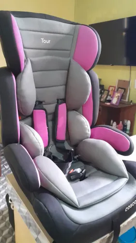 Cadeirinha de carro para criança a partir de um ano