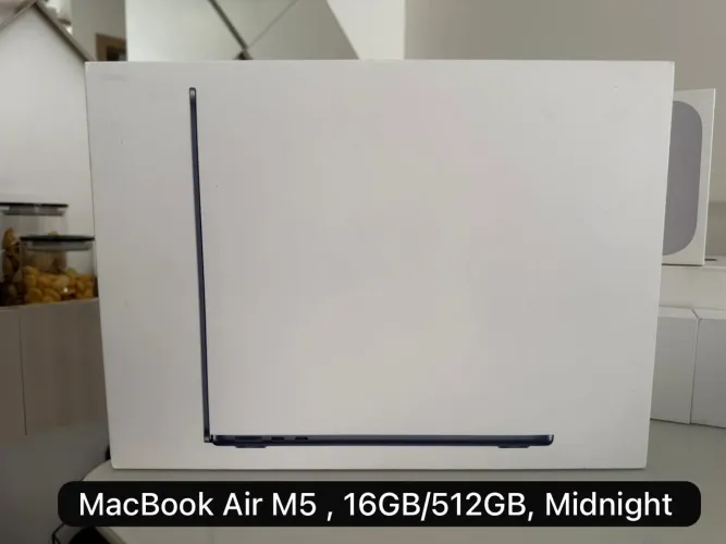 MacBook Air M5 , lacrado . 16GB/512GB