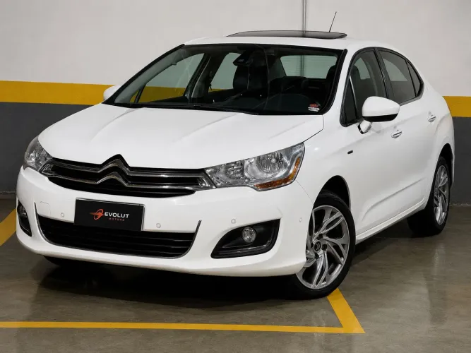 Citroen C4 Lounge Exclusive 1.6 Turbo Flex Aut. 2015
