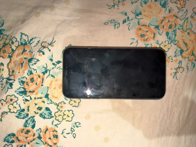 IPHONE 11 ? 64 GB