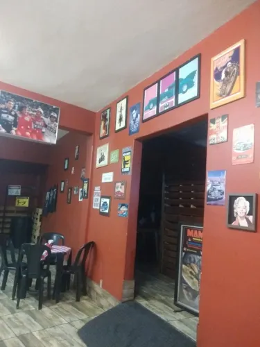 RESTAURANTE /HAMBURGUERIA DESDE 2014 EXCELENTE PONTO