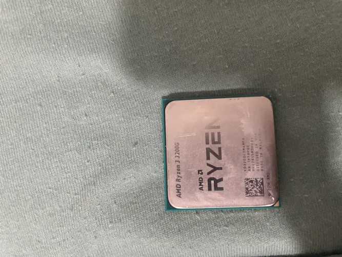 Processador ryzer3 3200g video integrado