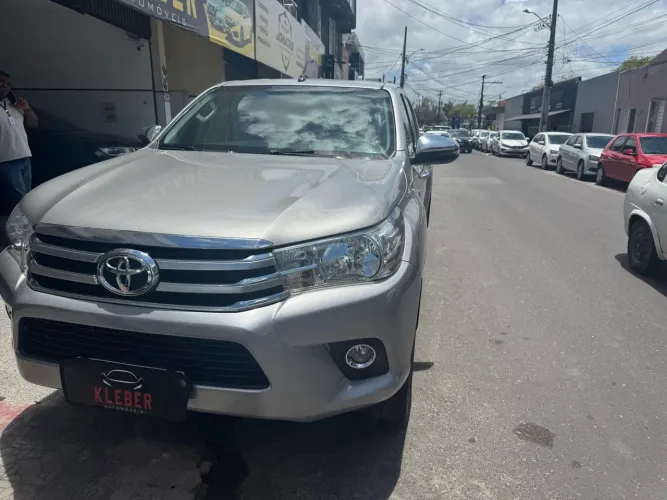 Toyota Hilux CD SRV 4X4 2.8 TDI Diesel Aut. 2018