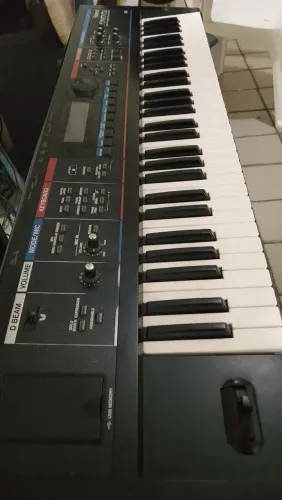Roland JUNO-Di