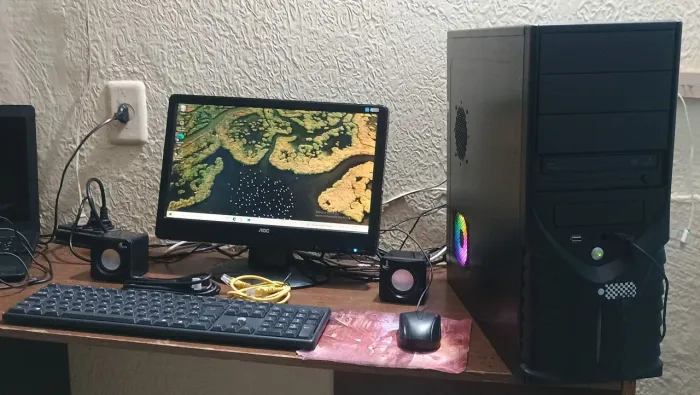 Computador de mesa completo 