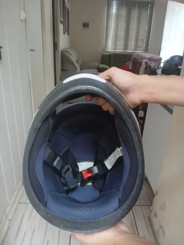 Capacete 50reais 