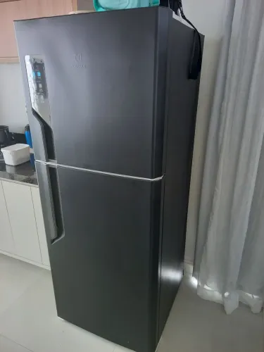 Refrigerador Eletrolux frost free de 431 litros 110volts