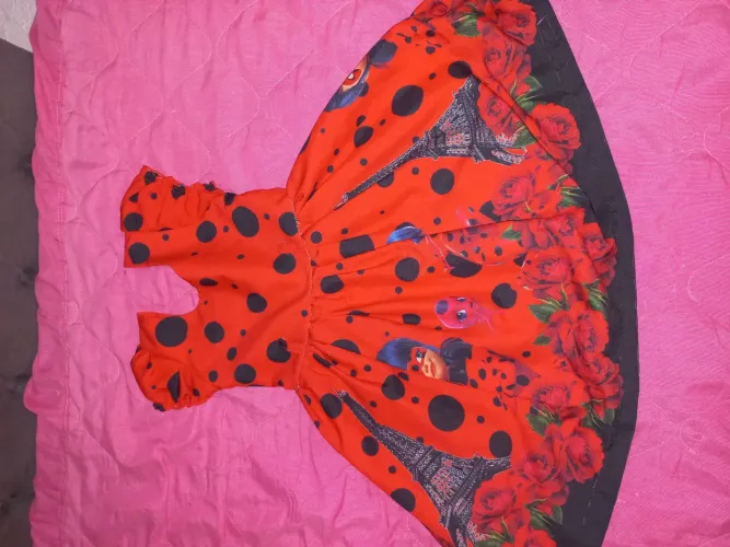 Vestido fantasia menina