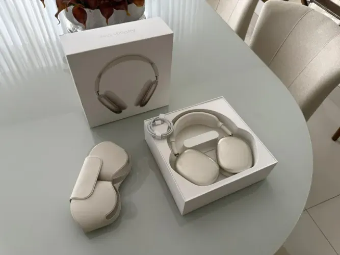 AirPods Max
