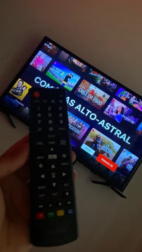 Tv Smart Samsung 32 Polegadas funcionando perfeitamente, Wifi Youtube Netflix