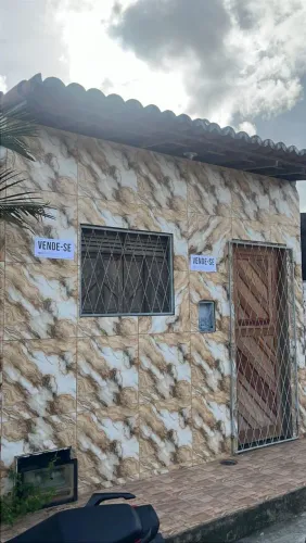 Vende-se casa