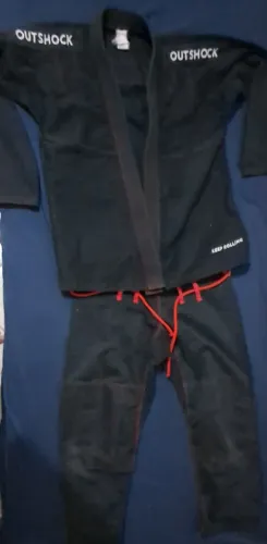Kimono Jiu-jitsu Outshock Preto - Tamanho A2