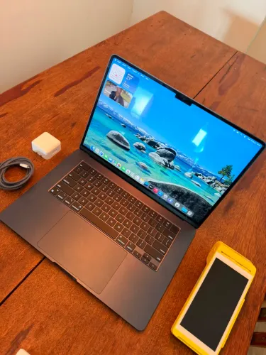 MacBook Air M3 15,3? | 16 GB RAM | 512 GB SSD | Garantia Apple | Estado de Novo